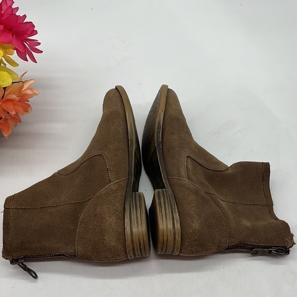 Crown Vintage Tan Suede Ankle Boot Sz 6  MCA1878G - Picture 4 of 8